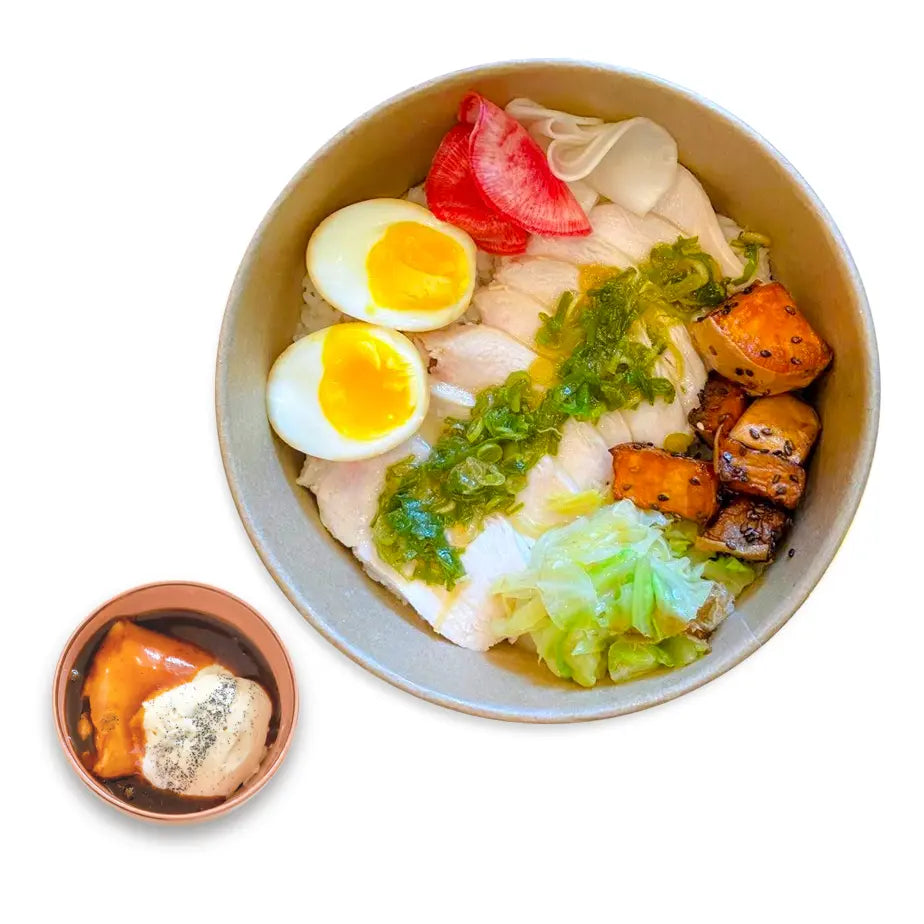 Formule Bento – Filet de poulet, sauce cebettes (26 oct. – 30 oct.)